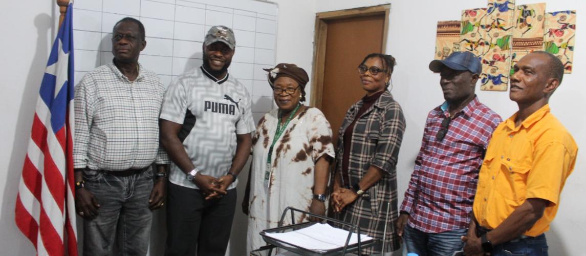 Dr. Josiah Joekai, flanked by the CARI Director General, Administrator, Human Resource, Internal Auditor (IAA), and Deputy Director General for Research