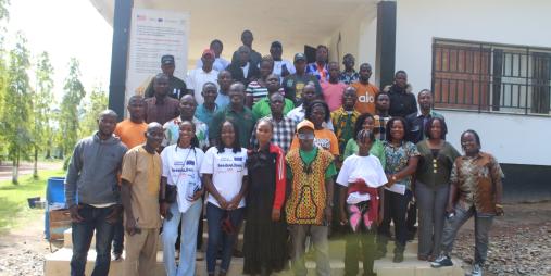 Participating farmers from across Bong County, along with facilitators and researchers from CARI, posed for a group photo to highlight collaboration and knowledge sharing in advancing agricultural innovation.